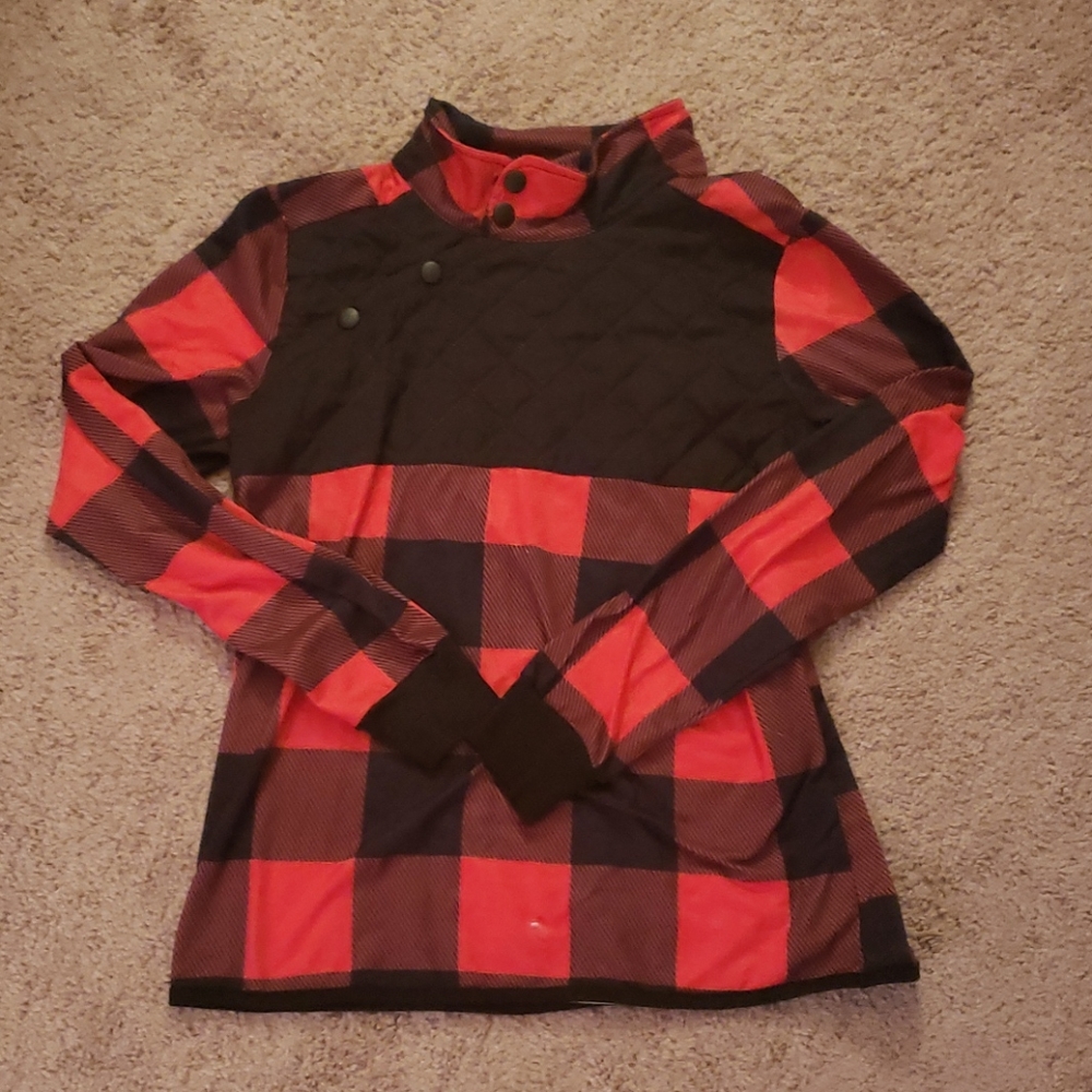 Plaid top